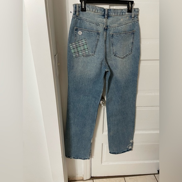 FREE PEOPLE STEINBECK PATCHED STRAIGHT LEG JEANS Size 27 - Picture 8 of 16